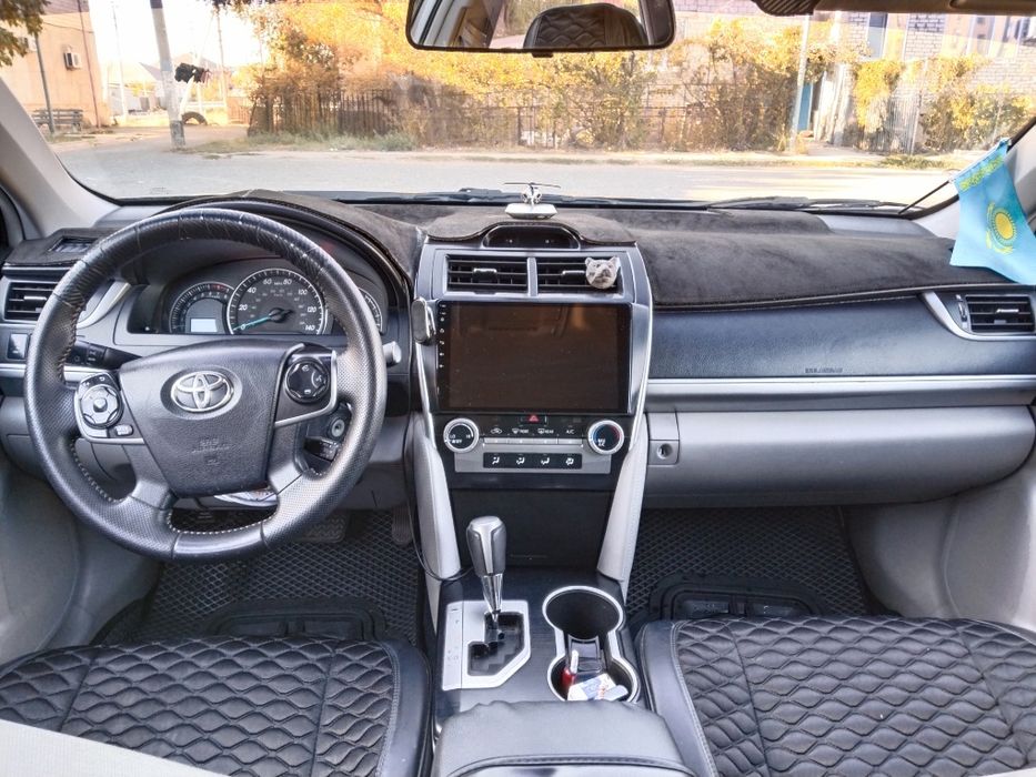 Продается Камри 50