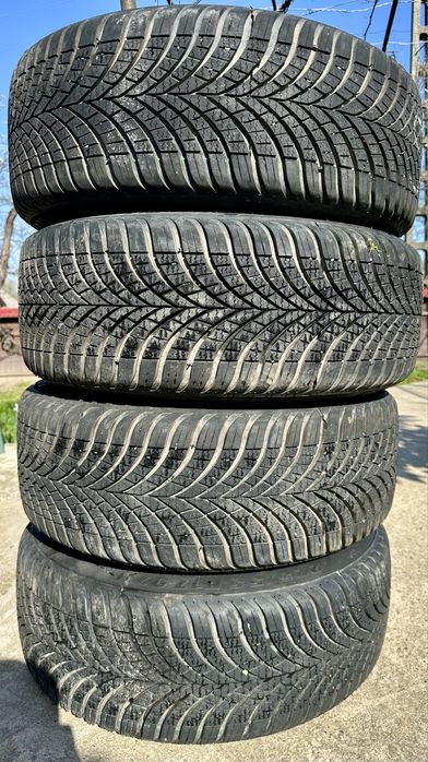 Anvelope all season R17