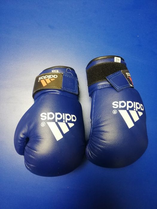 Спортивные товары