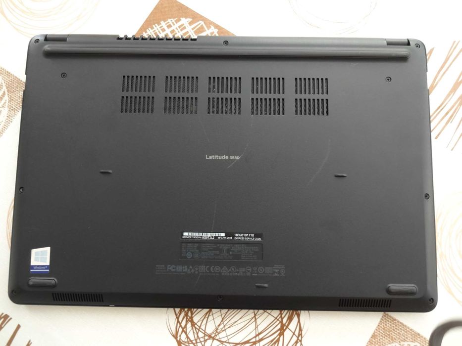 Лаптоп  15.6" DELL Latitude 3580 i5-7200U 2.5GHz/RAM 8GB DDR4