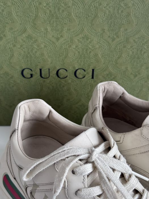 Men's Rhyton trainer with Gucci logo