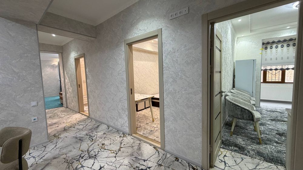 Новостройка 4х комнатная 2 этаже Гранд Султан орентир  Дом кирпичный