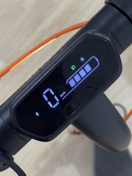 Ninebot Segway Kickscooter E2 Plus