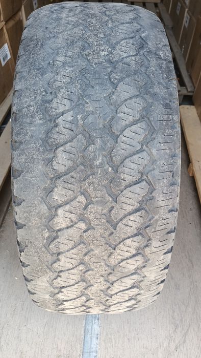 Срочно продам Шина 285/60/R18