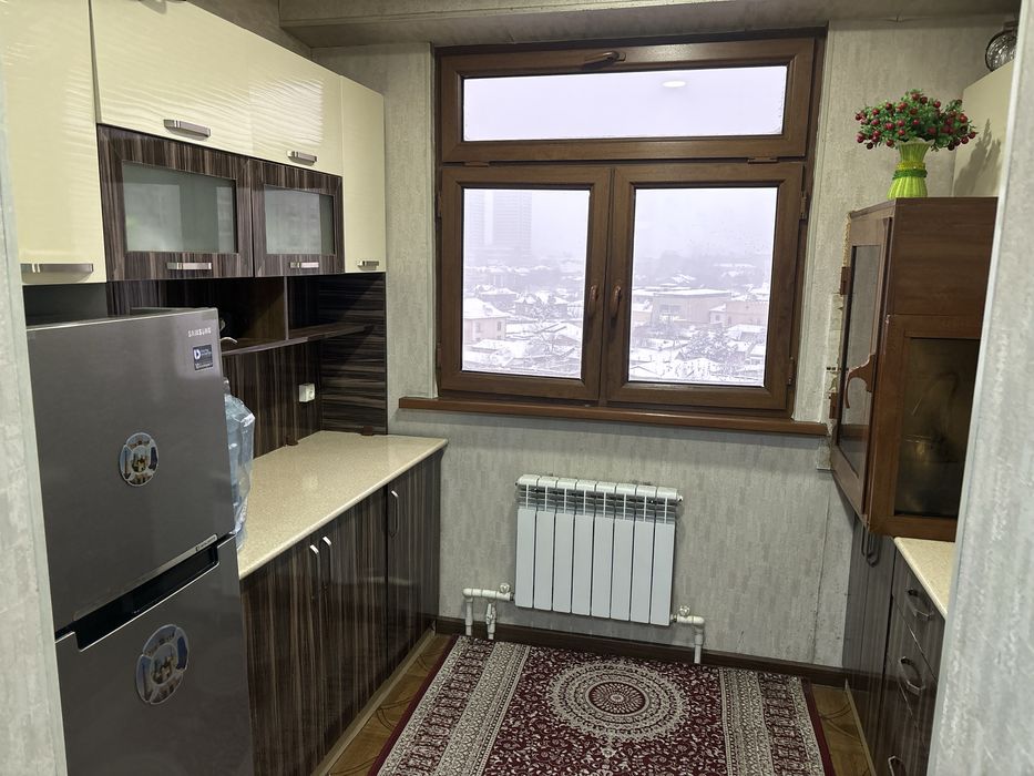 4 комнатная квартира около Миробод авенью