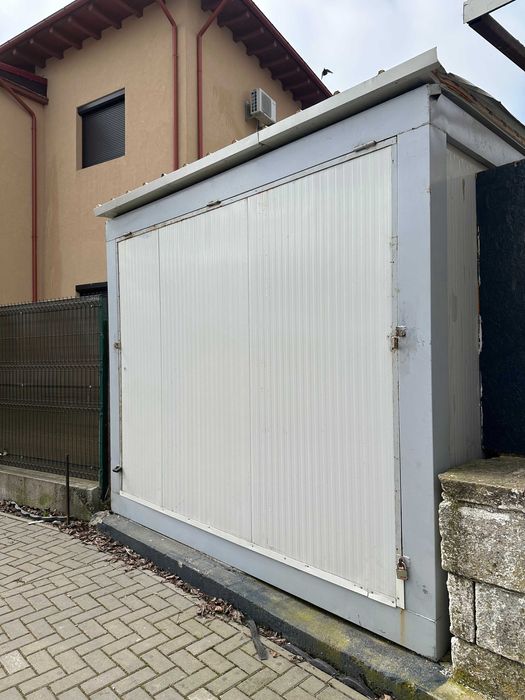 Vand container modular pentru activitate comerciala