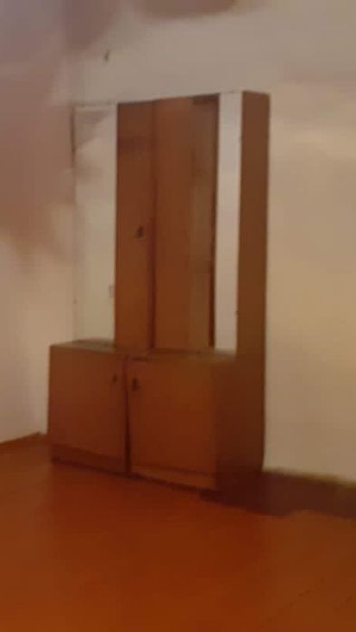 Два шкафа с зеркалами