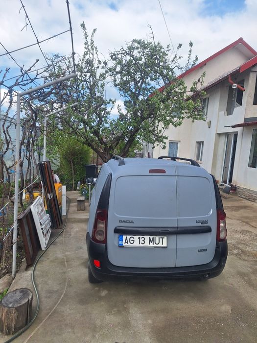 Vând sau schimb cu  platformă sau duba mai mare