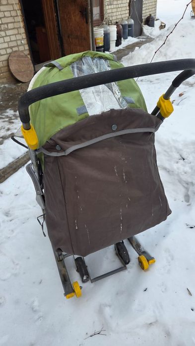 Продам санки детские