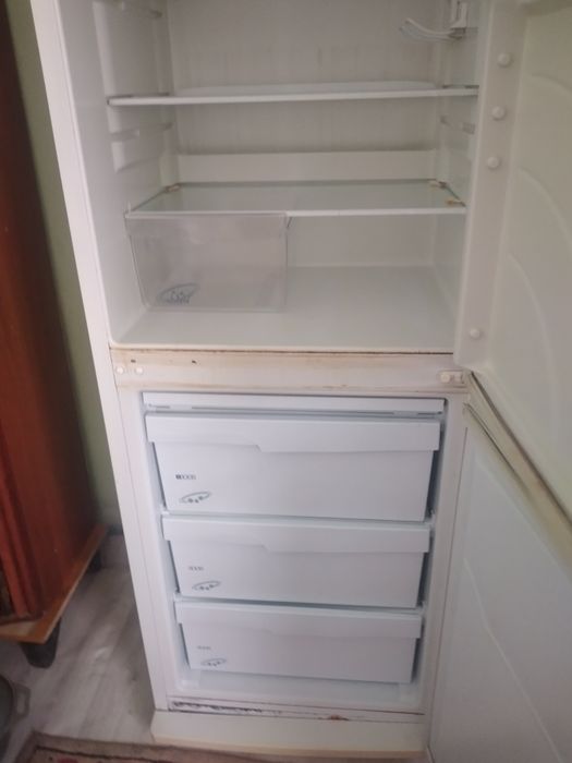 Продам холодильник б/у