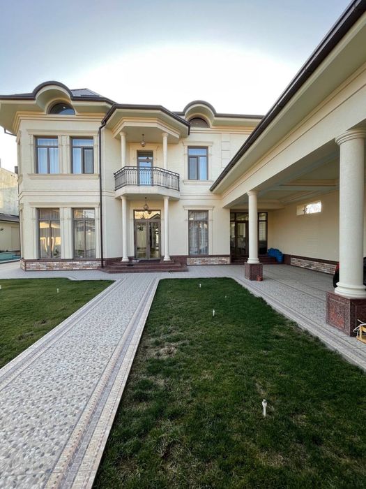 Сдается в аренду евродом с зади Гостиница Россия