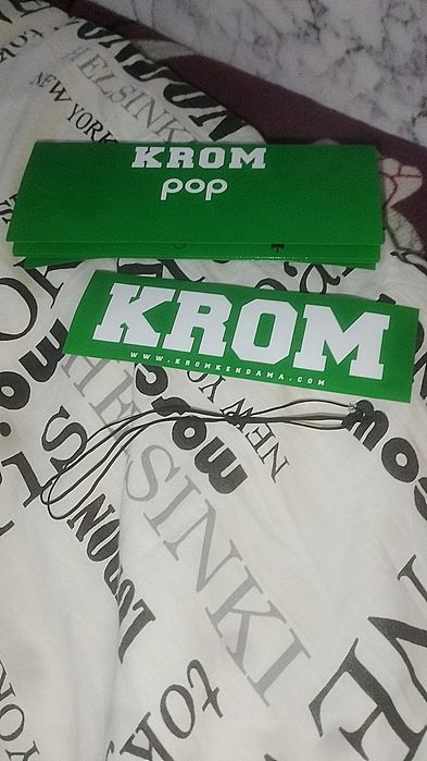 Vând kendama krom pop verde, ușor negociabil