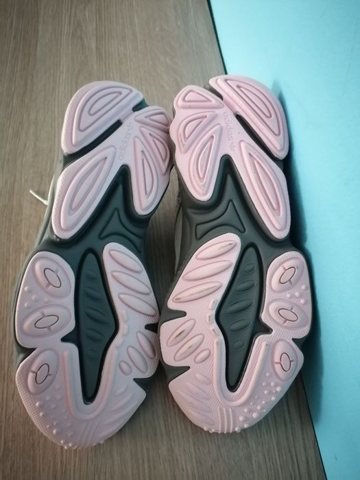Adidas OZWEEGO W FX6104 gri