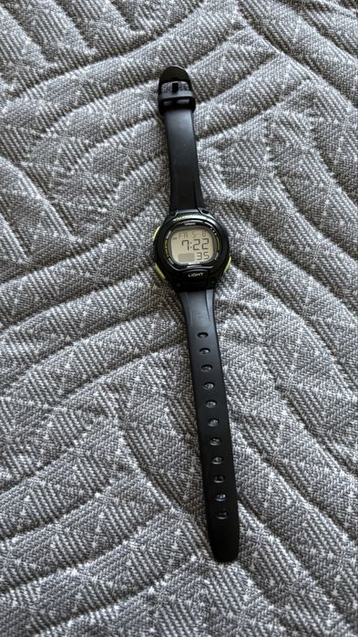 Часы Casio Illuminator, спортивные электронные