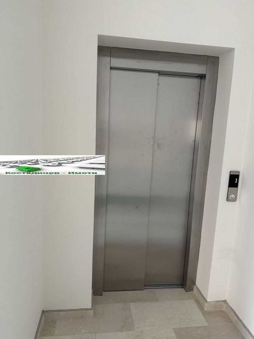 Дава се под наем Офис в Пловдив, Кючук Париж - 291 кв.м за 1994.61 € - Снимка #4