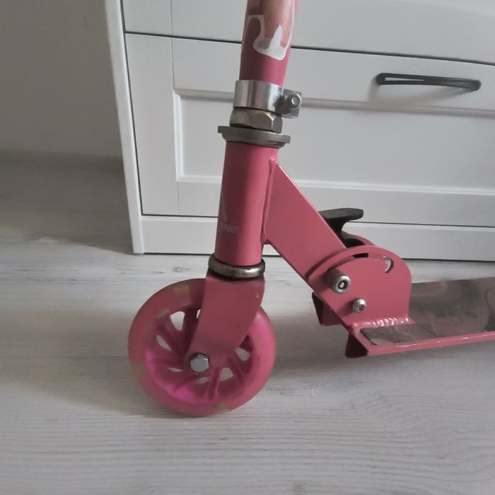 Trotineta pliabila  Roz