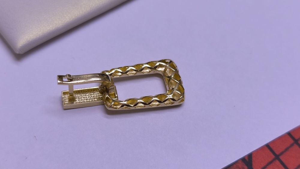 Серьги из жёлтого золота