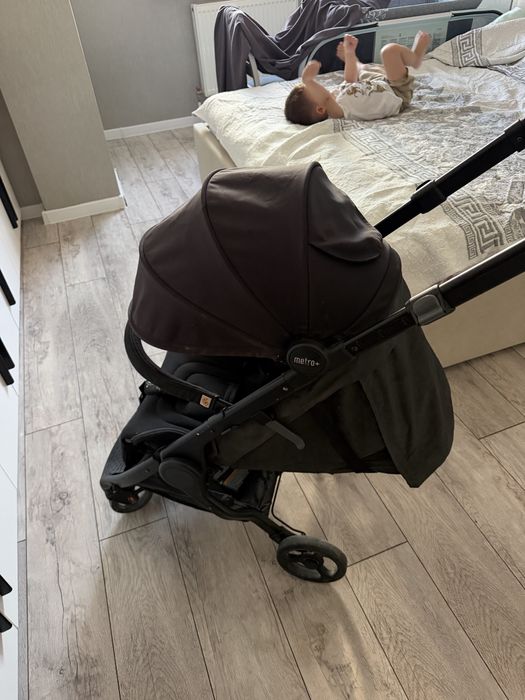 Продам коляску ergobaby metro+