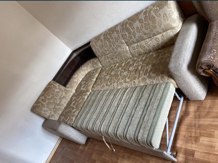 Продам угловой диван