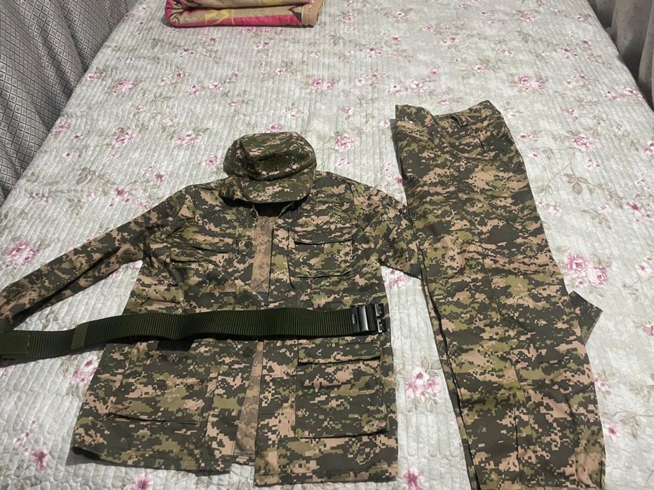 Продам военный костюм