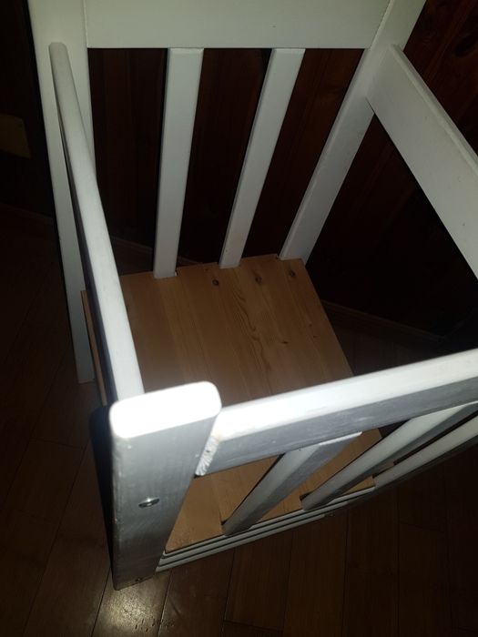 Turn de invatare din lemn masiv