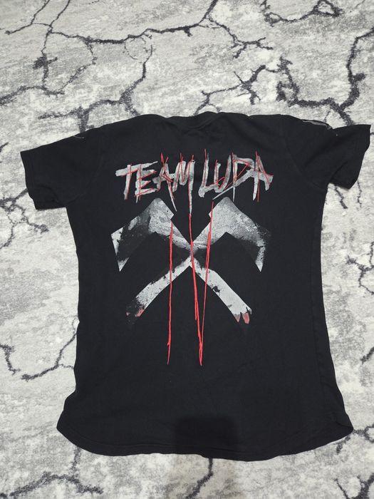 Тениски луда Luda Concept Store