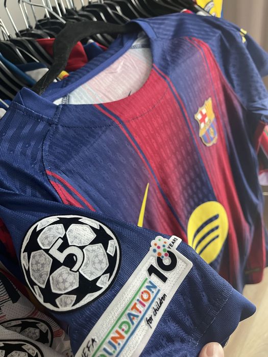 Trixou de forbal Nike FC Barcelona Lamine Yamal 10 marime M