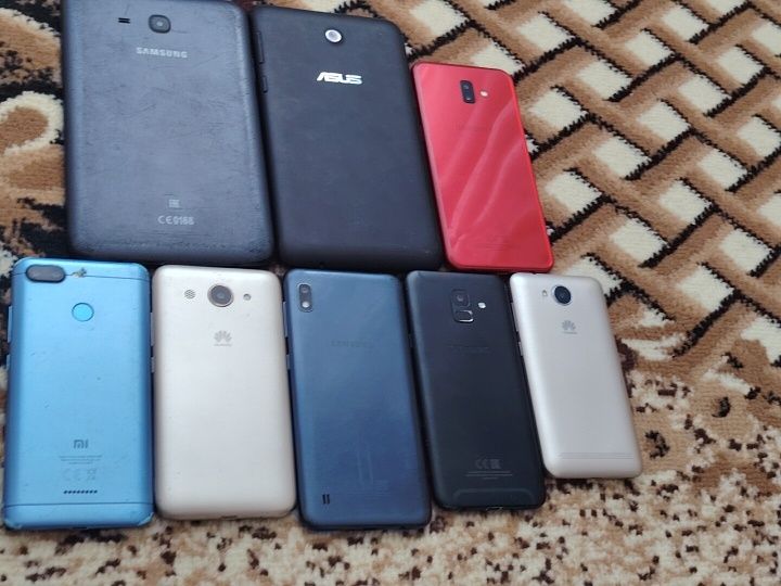 Продам телефоны б/у