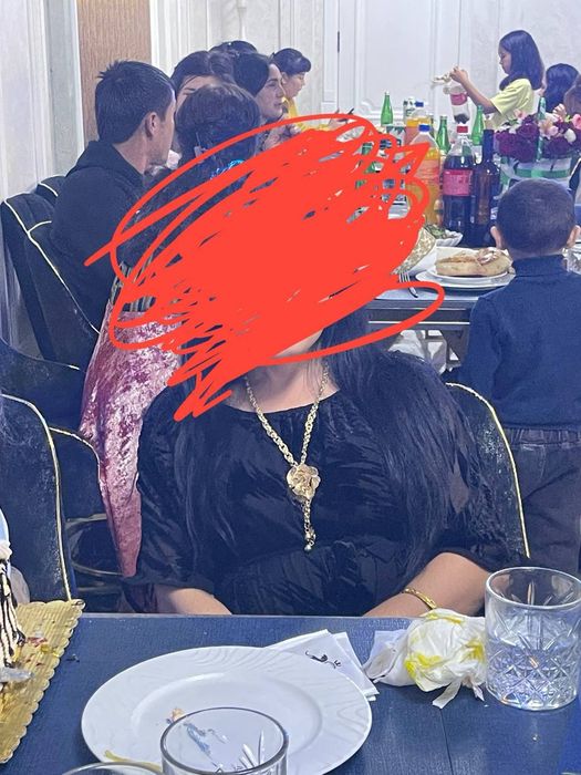 Янги такилмаган тиллолар сотилади грами 850000 дан бераман