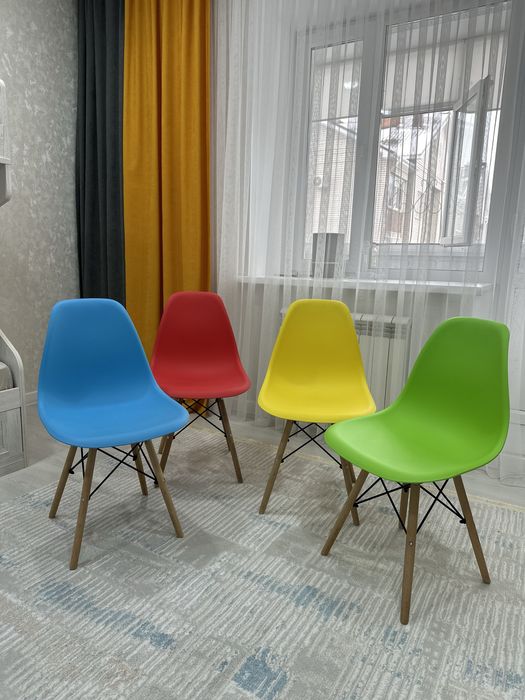 Яркие стулья (Мин. Использ.)