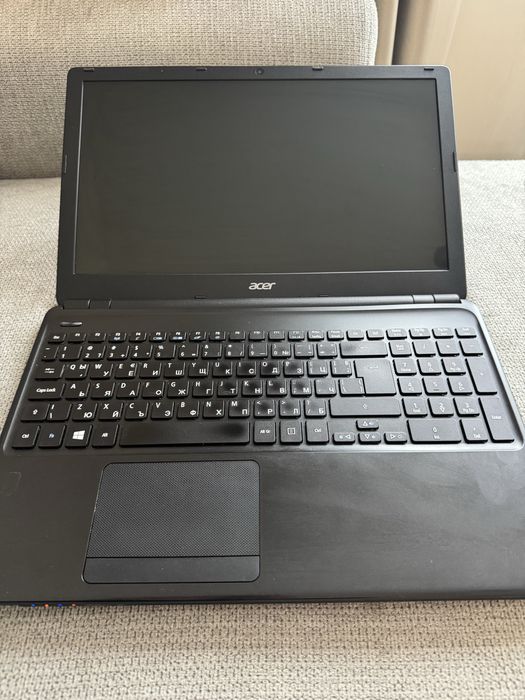 Продавам лаптоп Acer