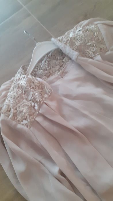 Costum damă 3piese  2bluze+fusta
