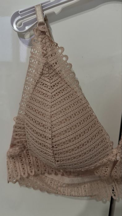 Бюстгалтер яркий