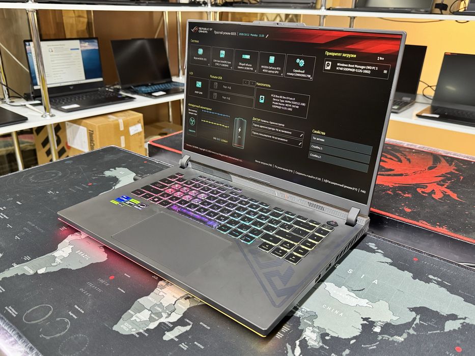 Игровой Asus ROG Strix G16 i7-13650HX/16GB/SSD512GB/RTX4050