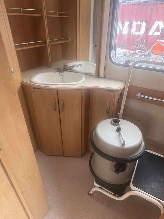 Rulote Anglia cu certificat propriu pe 10 Ani