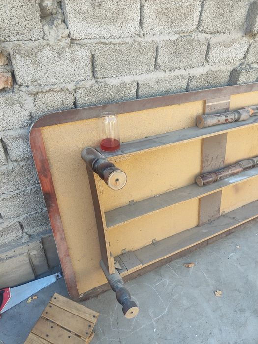 Продаётся стол, stol sotiladi.