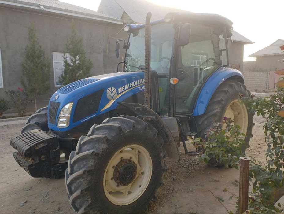 Трактор New holland TD5 110 (Mato chas 3890)