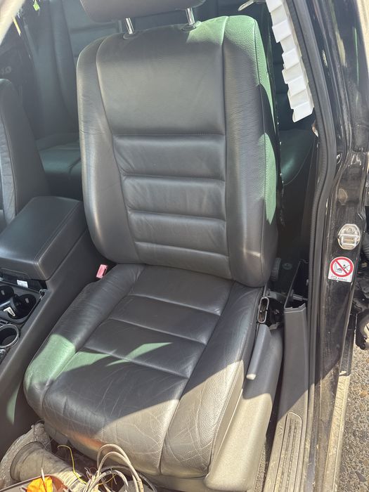 Interior complet piele cu incalzire scaune fata  VOLKSWAGEN TOUAREG 7LA, 7L6, 2005 3.0 V6 TDI BKS