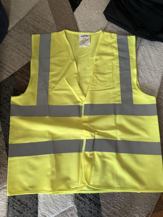 Светлоотразителна жилетка