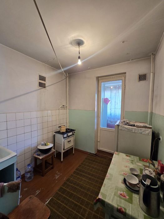 Продается 1 ком.кв.1/4/5 чиланзар 15 кирпичка