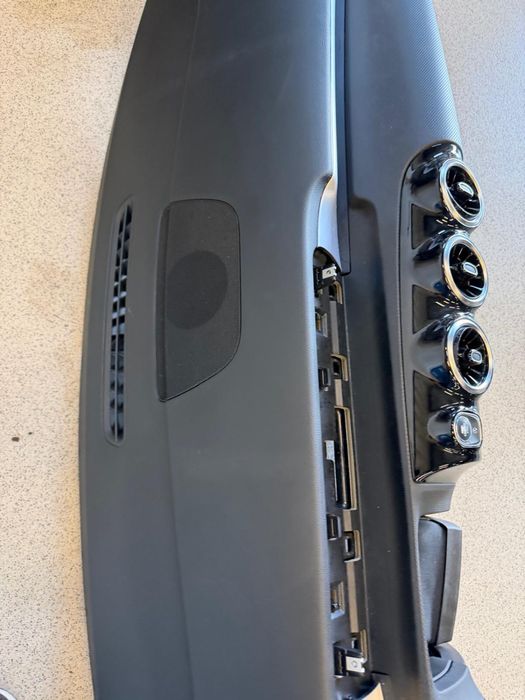 Plansa bord mercedes a-class w177 2018-2026