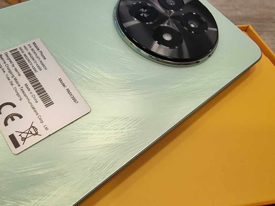 Телефон Realme 12 5G