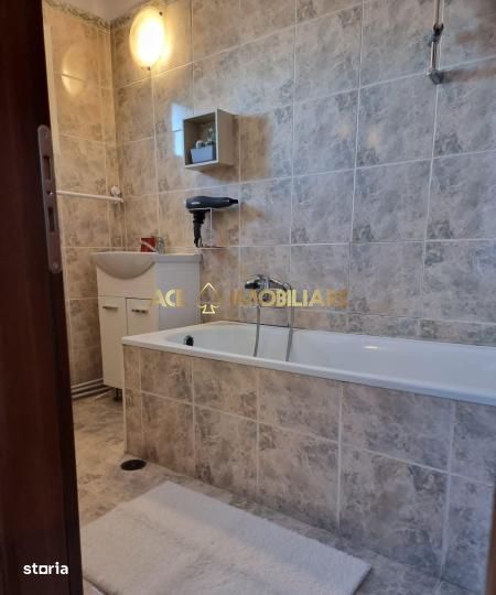 3 Camere de inchiriat | Unirii | Metrou | Centrala | Parcare | Mobilat