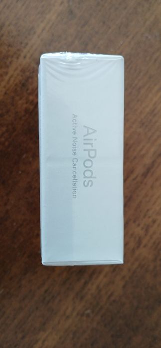 Apple airpods 4th gen anc