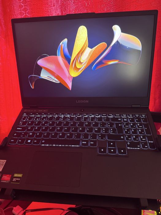 Vand/schimb laptop lenovo legion 5