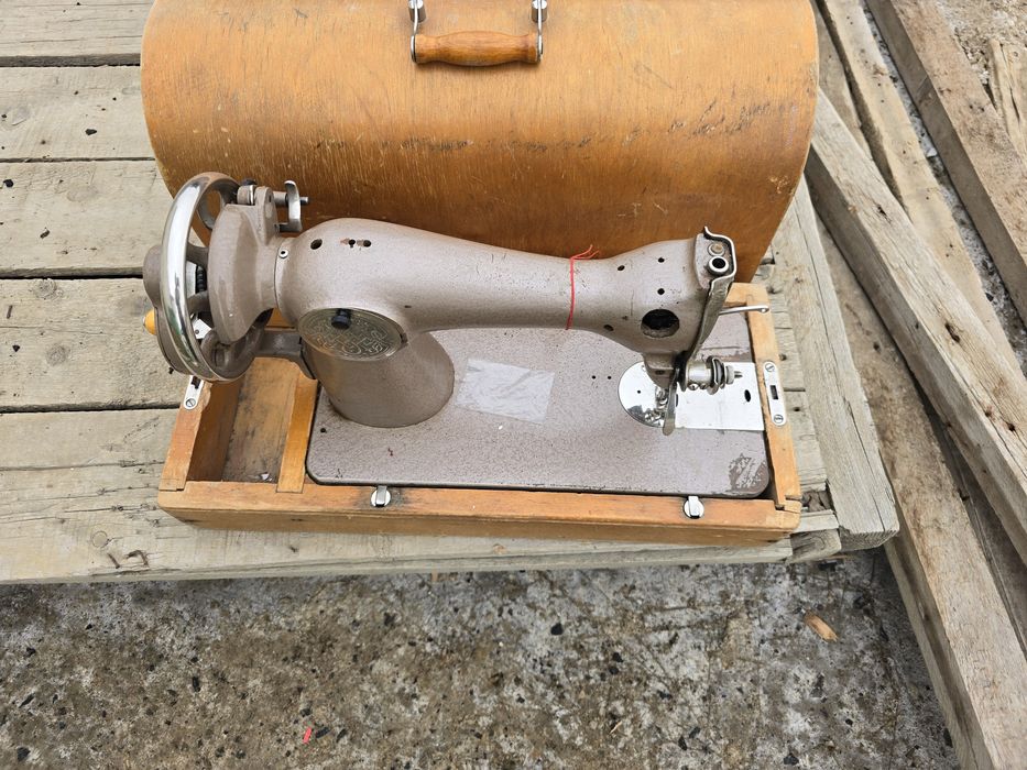 Швейная машинка.