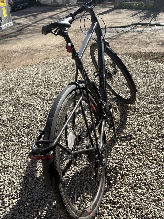 Vând bicicletă Cube Trekking 28”