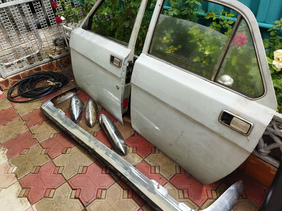 Продам двери на Волгу.