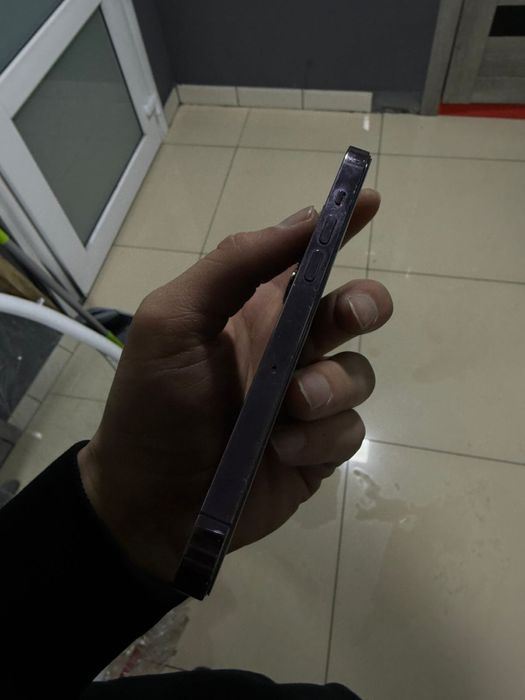 Iphone 14 pro 256гб.