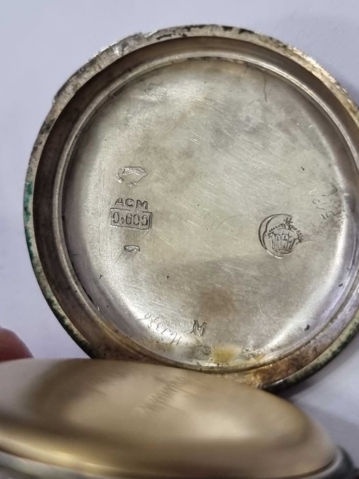 Сребърен часовник